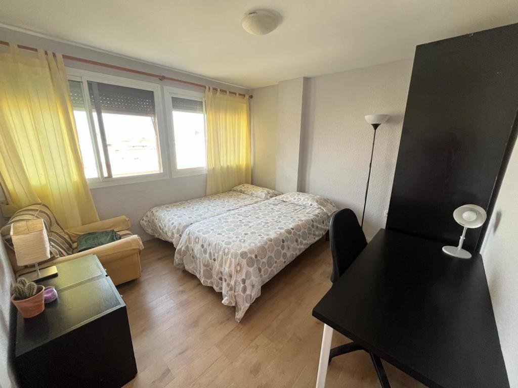 City Views-Room 2 People Shared Flat Valencia Kültér fotó